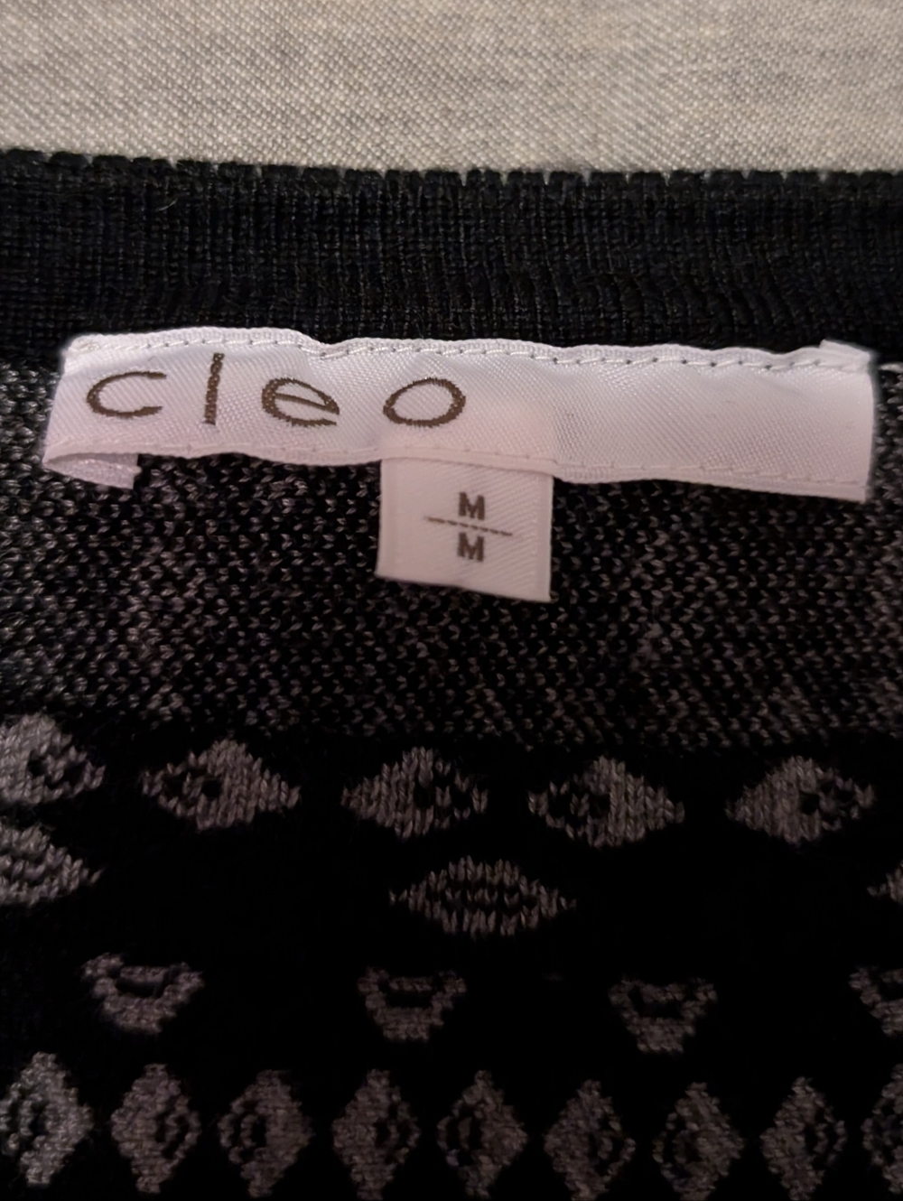 Cleo Patterned Top - Picture 2 of 5